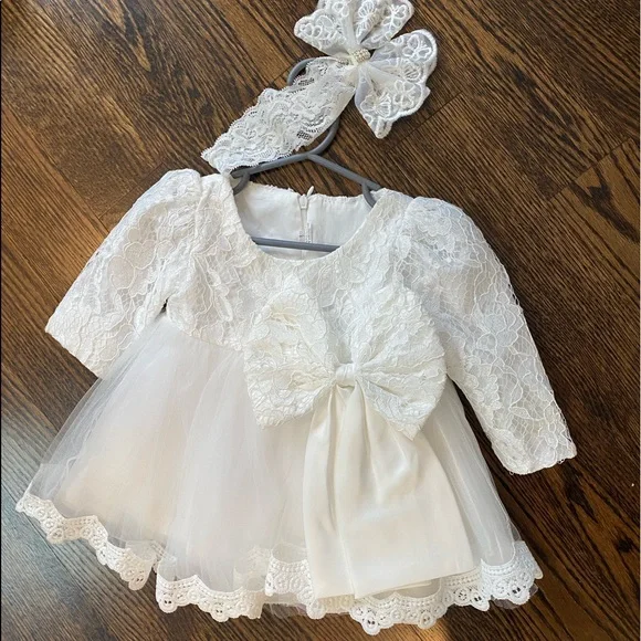 Baby White Dress and headband 3-6 Months---------19 1/2-20"-------15-16" - Picture 1 of 2